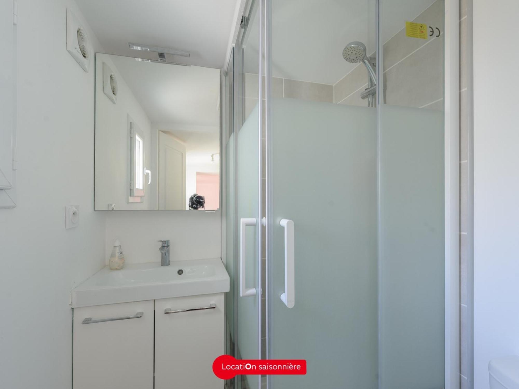 Appartement T2 A 50M De La Plage Avec Cour, Wifi Et Equipements Bebe - 4 Pers, Chatelaillon-Plage - Fr-1-535-17 외부 사진