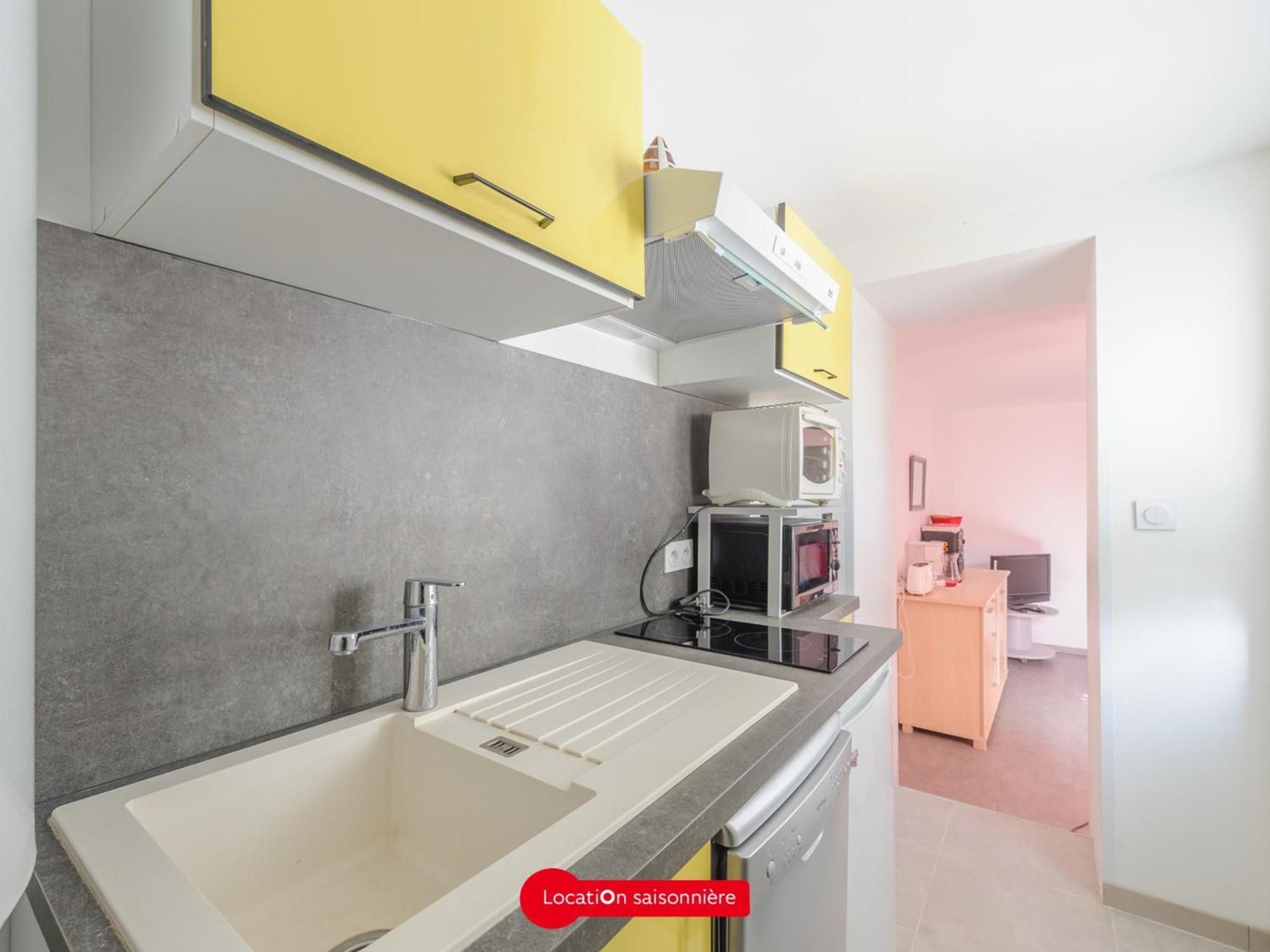 Appartement T2 A 50M De La Plage Avec Cour, Wifi Et Equipements Bebe - 4 Pers, Chatelaillon-Plage - Fr-1-535-17 외부 사진
